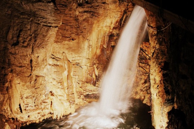 Grotta di Bossea - La Cascata